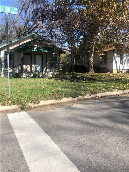 Huerta Willow Street Houses (12/13/2019 - Credits: Cylinda Huerta)