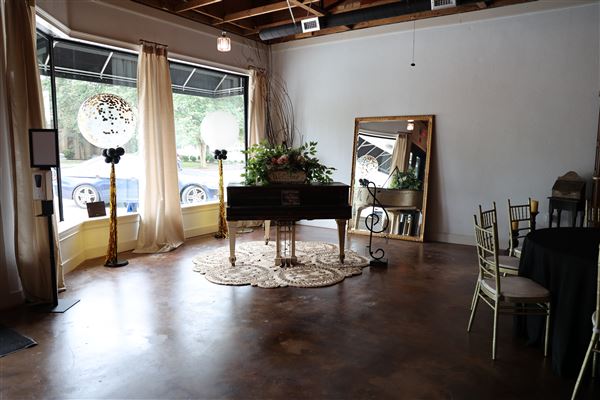 The Venue on Sealy (6/21/2021 - Credits: Alvin Convention & Visitors Bureau)
