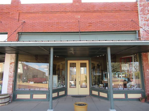 Lacy's Emporium (3/5/2022 - Credits: Jane Jeschke)