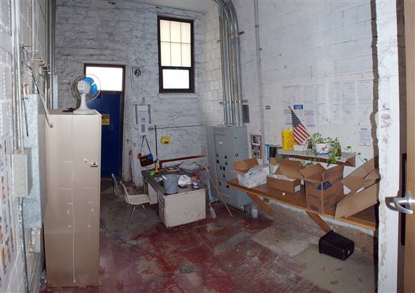 Former Lampasas Junior High (12/15/2009)