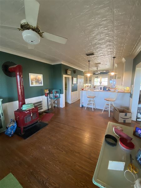 Lewis Farmhouse (9/3/2022)