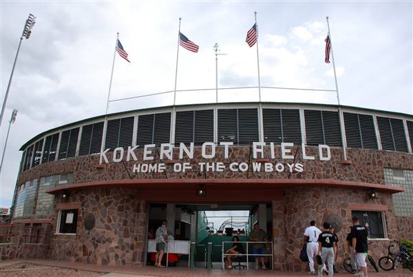 Kokernot Field (6/10/2010)