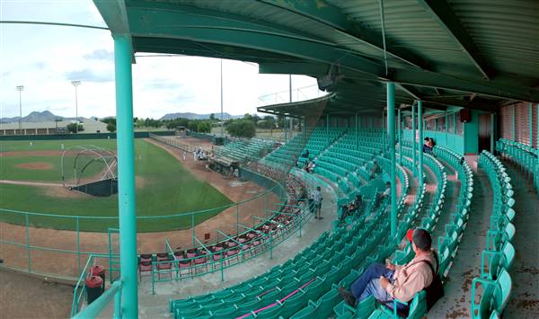 Kokernot Field (6/10/2010)