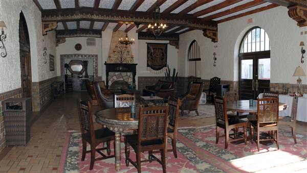 Holland Hotel (6/11/2010)