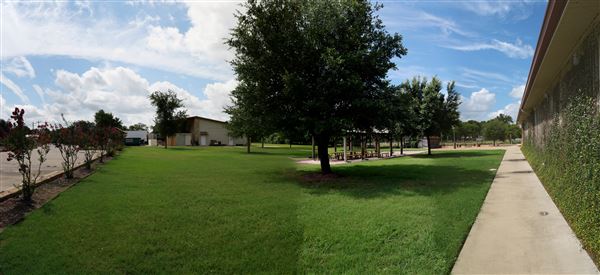 Spiderwood Studios 969 - Courtyard, Bar, & Gazebo (6/30/2023 - Credits: Matt Miller)