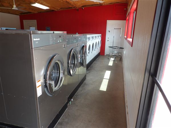 Dawg House Laundry (7/13/2023 - Credits: submitted by: Jamie LaDuke)