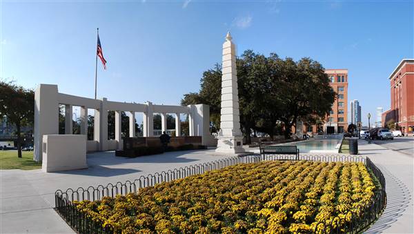 Dealey Plaza (11/29/2010)
