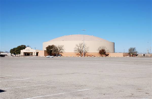San Angelo Coliseum (12/2/2010)