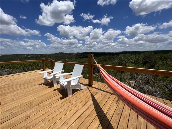 The Yurtopian - Hill Country Resort (6/1/2024 - Credits: @grantdpittman @texas.explorer @billpeary)