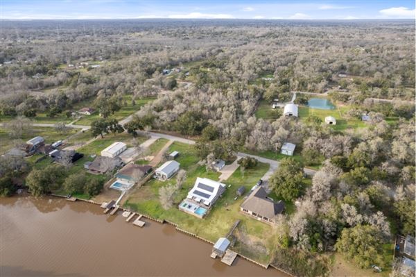 San Bernard River House (8/10/2024 - Credits: 4765 CR 747A)