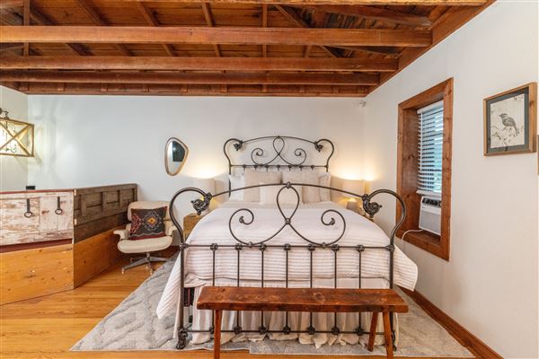 Historic Downtown McKinney 1895 Carriage House (9/1/2024 - Credits: Red One Management)
