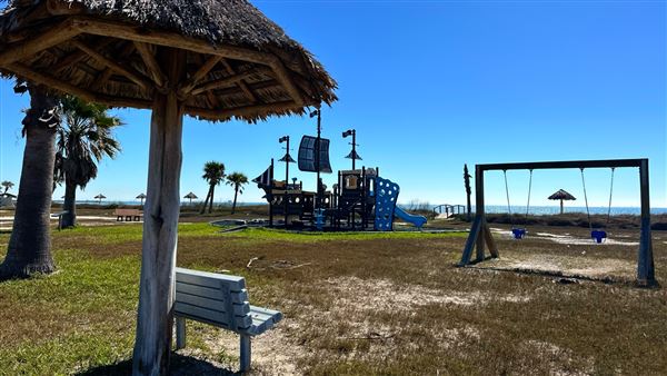 Rockport Beach Park (2/25/2025 - Credits: submitted by: Jennifer Day)