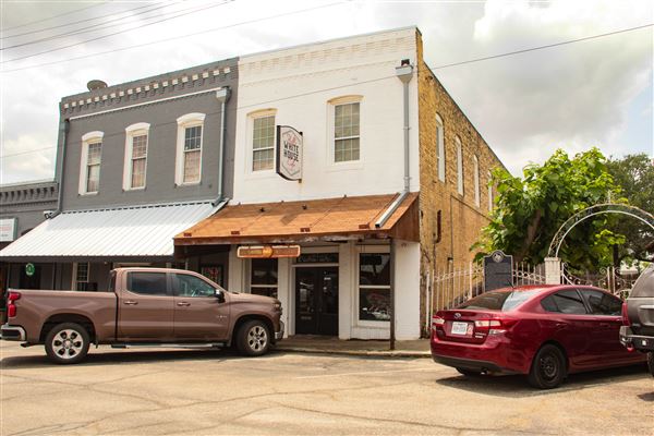 Floresville (4/22/2025 - Credits: Erik McCowan)