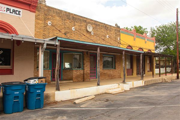 Floresville (4/22/2025 - Credits: Erik McCowan)