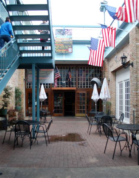 Maggie Mae's (1/25/2012)