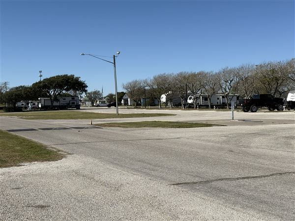Lighthouse Beach Park & Campground (1/9/2026 - Credits: submitted by: Tania French)