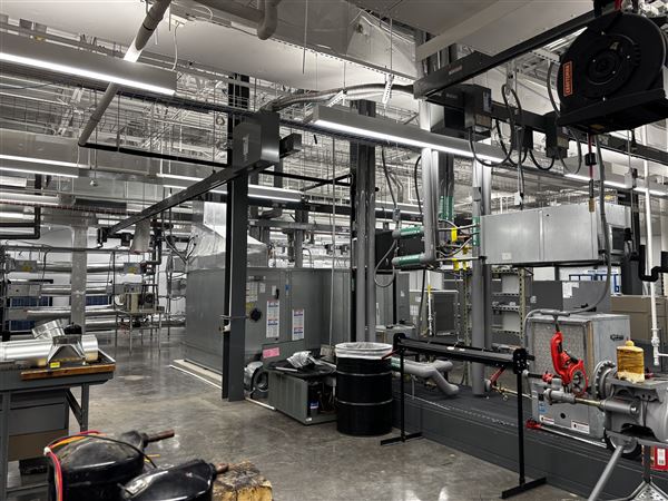 Dallas College - Cedar Valley Campus - HVAC and Automotive Building (10/6/2025 - Credits: Alex Payne)