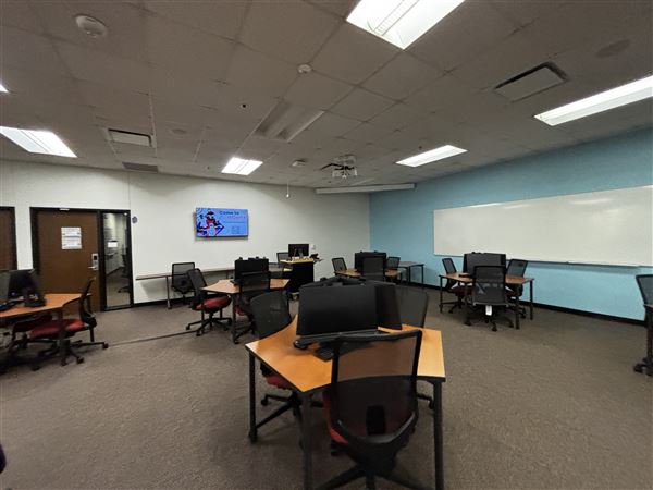 Dallas College - Cedar Valley Campus - Learning Commons (10/5/2026 - Credits: Austin Flores)