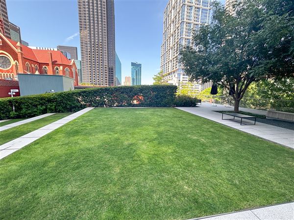 Flora Street (10/6/2025 - Credits: Austin Flores)