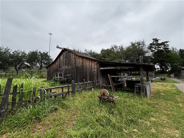 Old City Park - Dogtrot House (10/9/2025 - Credits: Austin Flores)