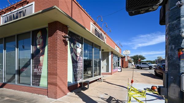 The Heights - 19th Street Retail District (12/2/2025 - Credits: Houston Film Commission)