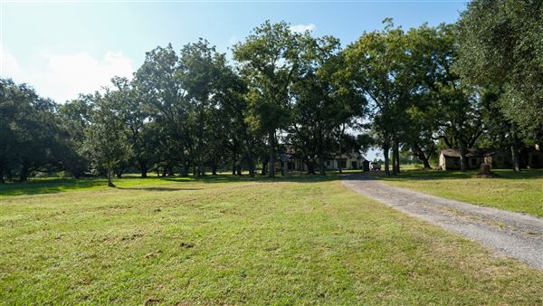 The Oaks of Anahuac (9/12/2025 - Credits: Houston Film Commission)