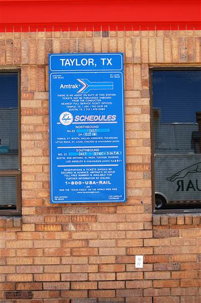 Taylor Amtrak Station (8/16/2012)