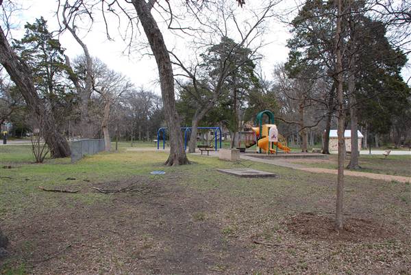 Eastwoods Park (2/28/2013)