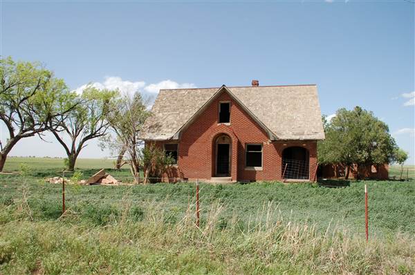 Abandoned House on US 277 at Hwy 2835 (4/29/2014)