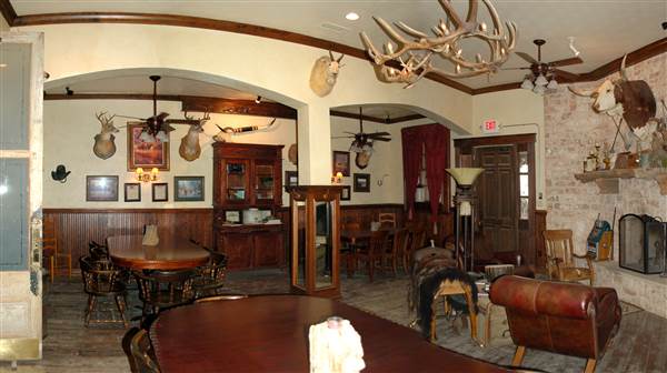 Daddy Sam's Saloon (4/30/2014)