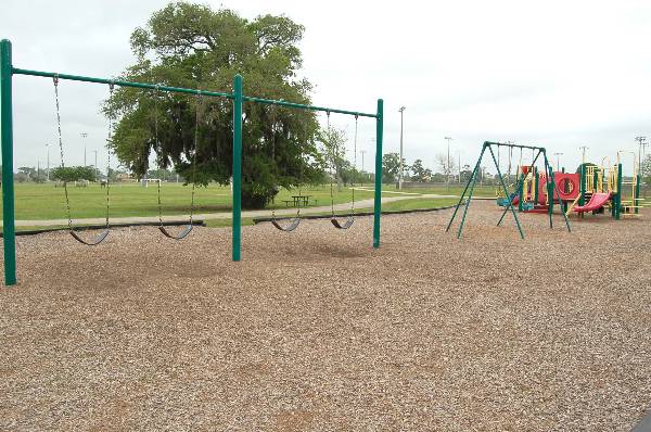 Mac Lean City Park (4/23/2007)