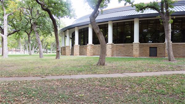 The Library of Graham (3/31/2015)