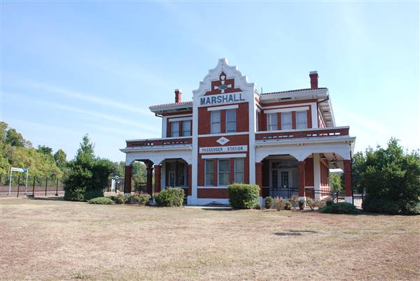 Marshall Amtrak & Depot Museum (10/9/2015)