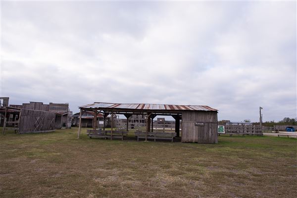 J. Lorraine Ghost Town (12/19/2017)