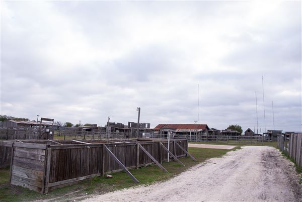 J. Lorraine Ghost Town (12/19/2017)