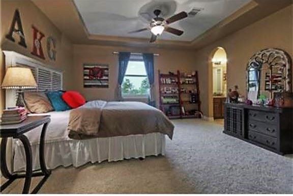 Jolson House (8/20/2017 - Credits: Realtor photos)