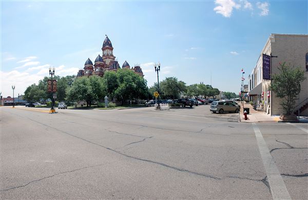 Caldwell County Courthouse (6/8/2017)