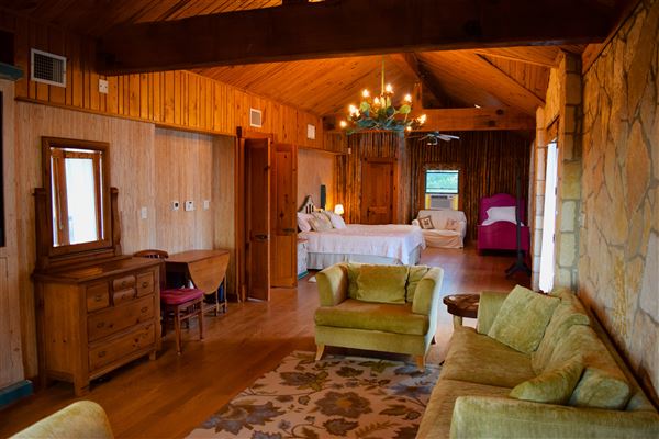 Inspiring Oaks Ranch (8/3/2019 - Credits: Mason Reichenau-Kuhlmann/Jim Canning/Khanh Nguyen photography)