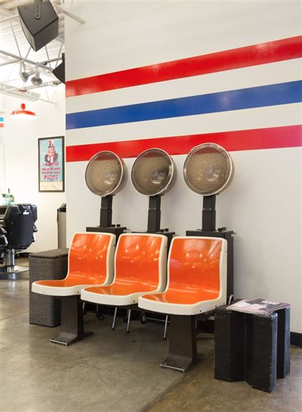 Birds Barbershop - 41st at Red River (10/4/2019)