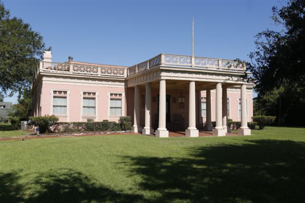 Pompeiian Villa (2/17/2021 - Credits: Robert Fong)