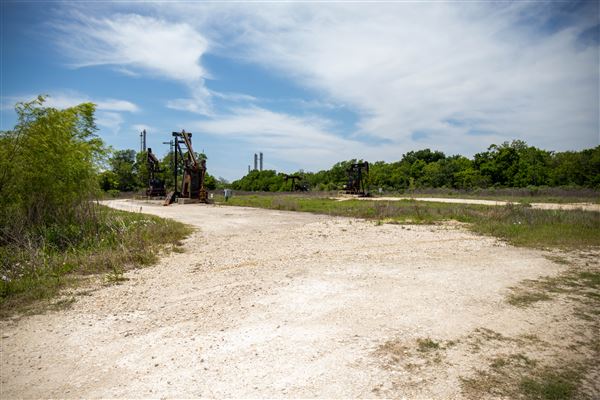 Sun Oil Road / Oil Derricks (5/3/2021 - Credits: City of Mont Belvieu)