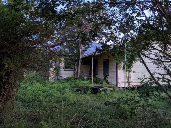 Rural Farm - Two House Property (8/12/2021 - Credits: Daniel Williams)