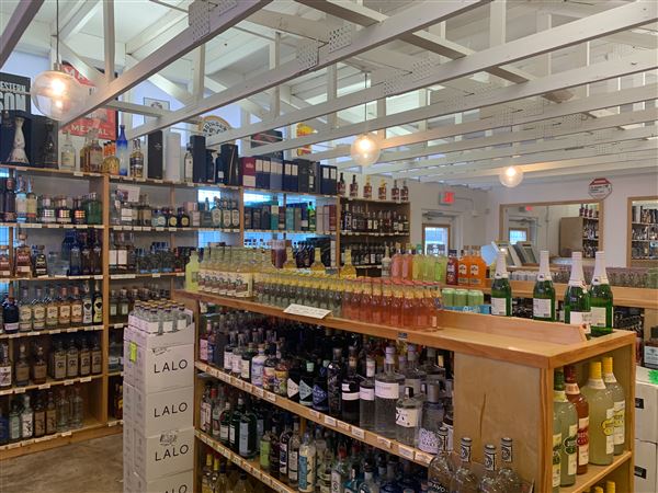 Zeke's Liquor (3/4/2022 - Credits: Adam from Walker Reboot)