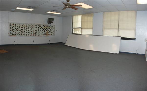 Former Lampasas Junior High (12/15/2009)