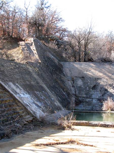 Lake Eastland - Old South Spillway (2/1/2010)