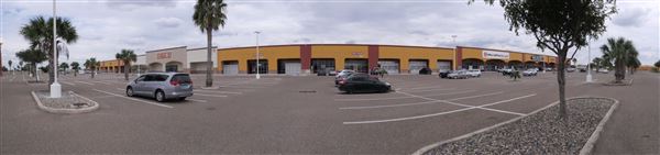 Plaza Del Puente (10/4/2022 - Credits: Matt Miller)