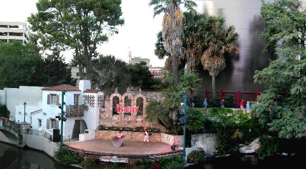 Arneson River Theatre (6/9/2003)