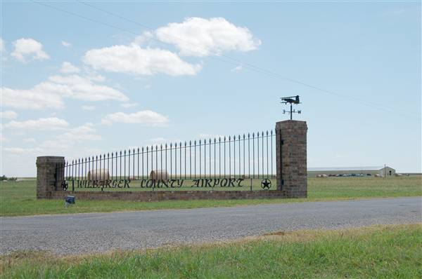 Wilbarger County Airport (5/25/2009)