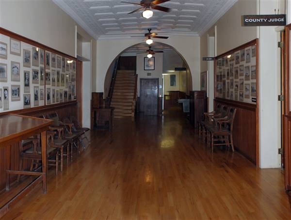 Brewster County Courthouse (6/12/2010)