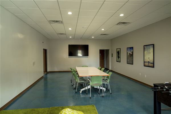 Spiderwood Studios 969 - Soundstages - Building B - Offices / Dining (6/30/2023 - Credits: Studio Owner)